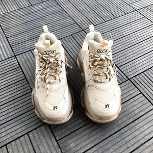 Balenciaga Triple S Sneakers 39
